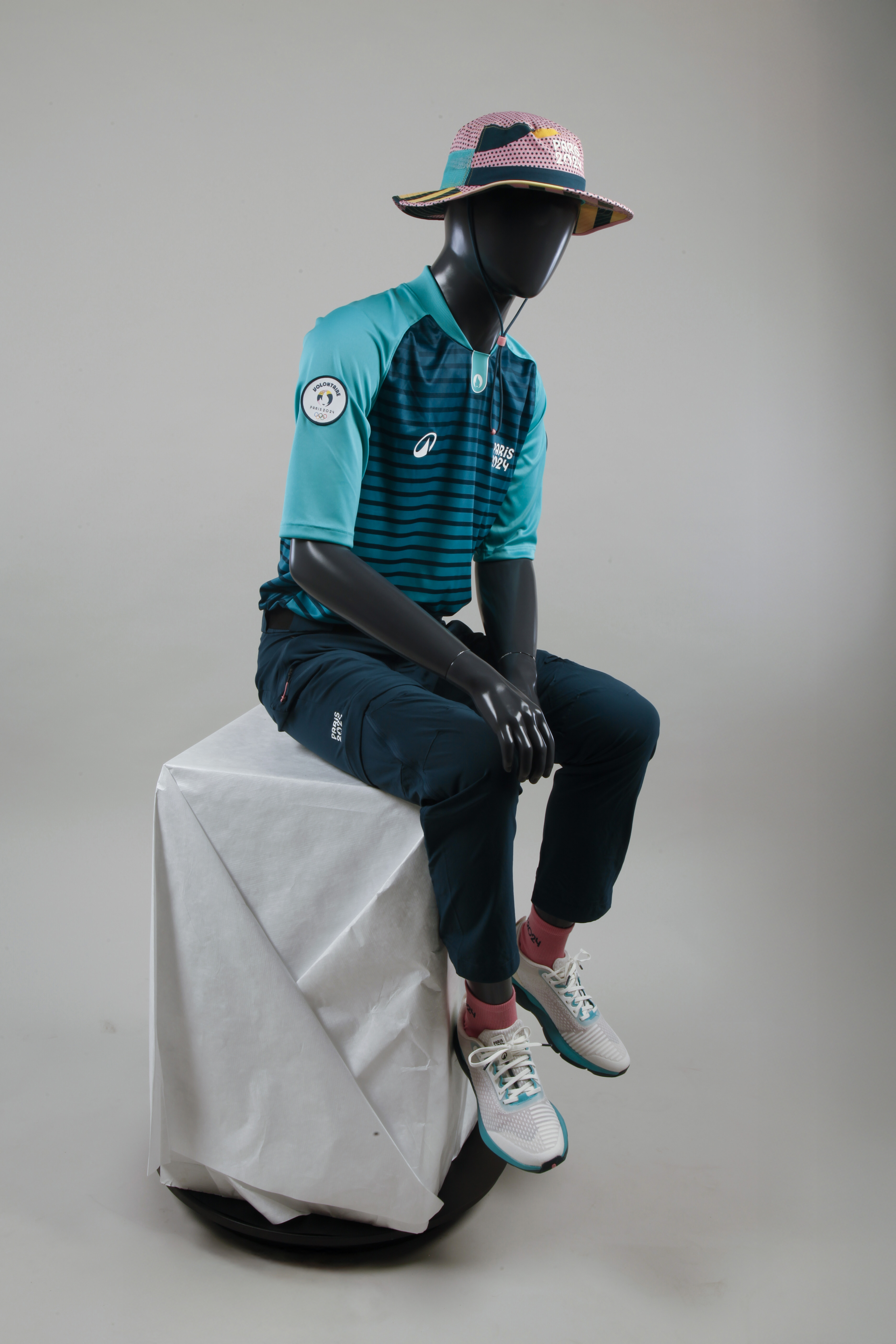 Paires de chaussettes des volontaires de Paris 2024