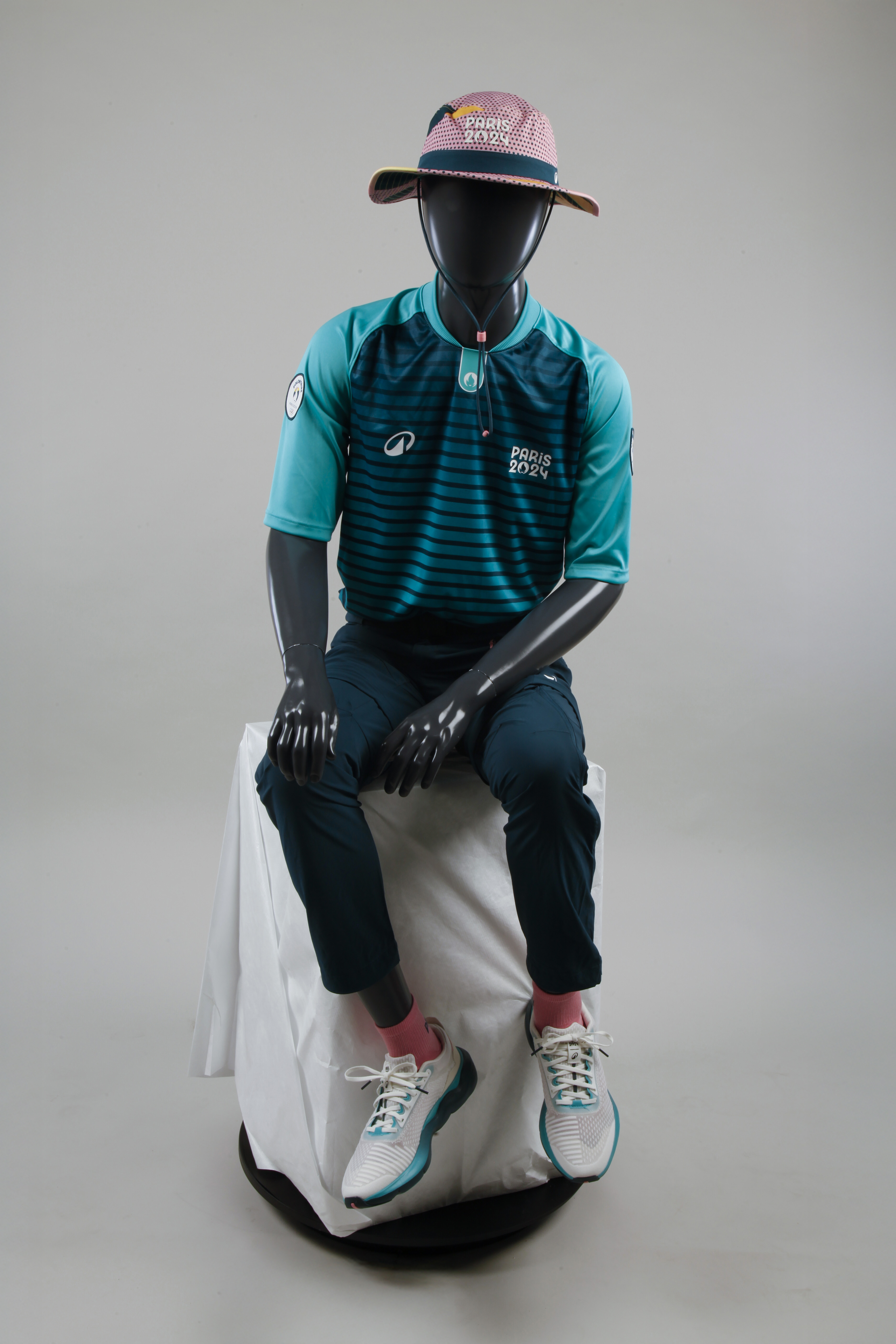 T-shirt des volontaires de Paris 2024 par Decathlon