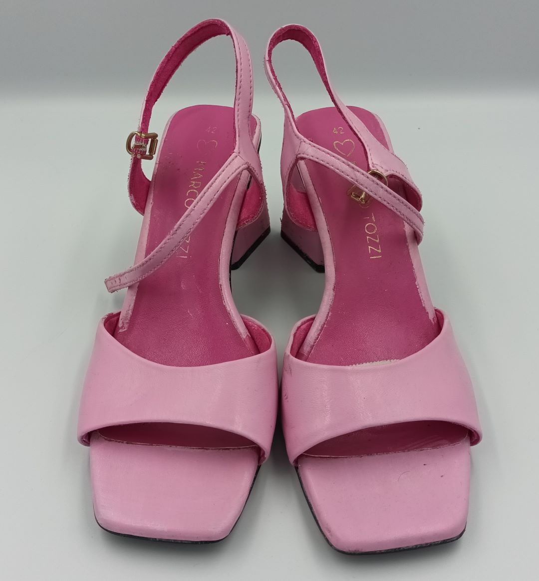 Chaussures femme gâteau - Tableau "Enchanté"  - Cérémonie d'ouverture des Jeux Olympiques - Paris 2024