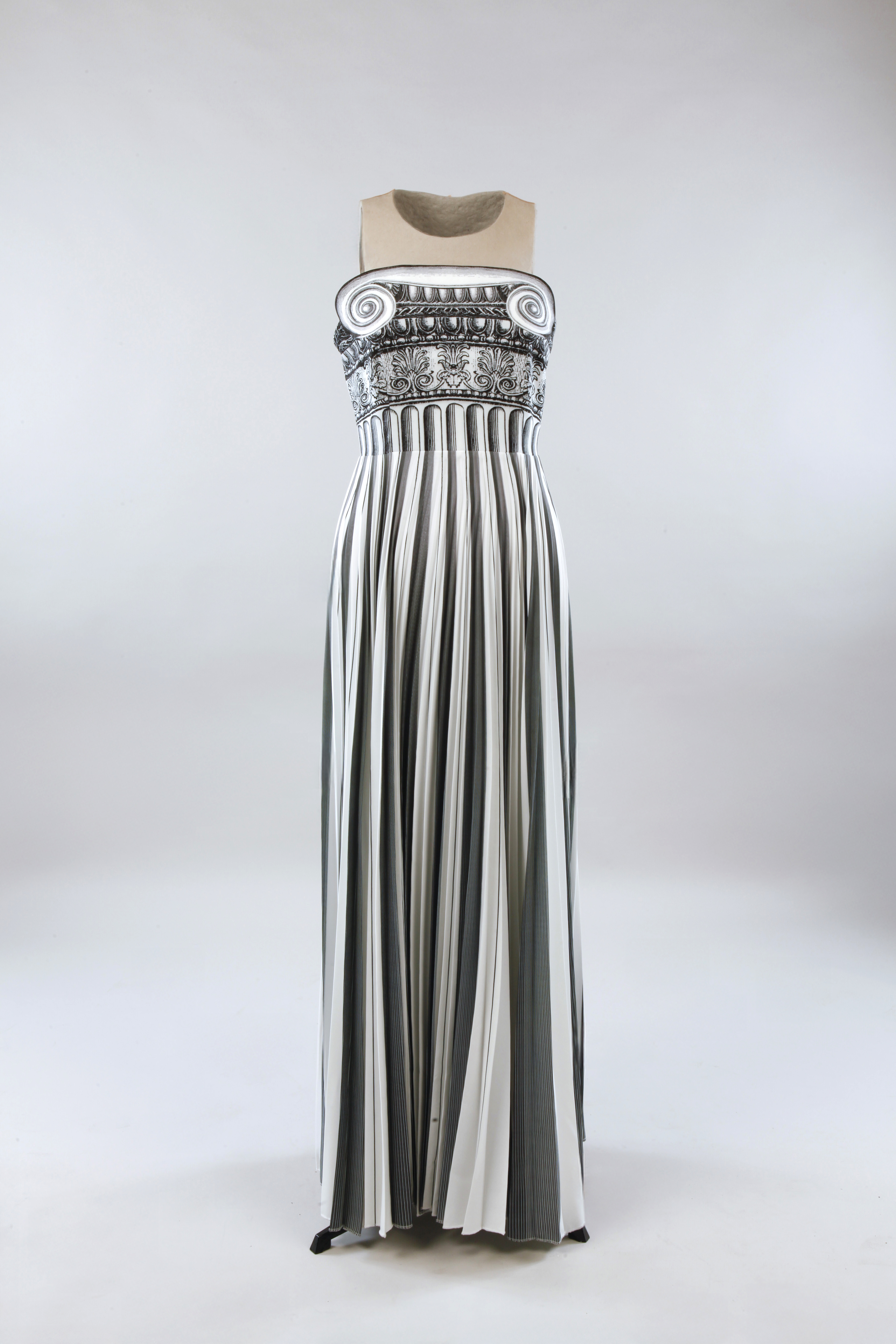 Robe de prêtresse pour l'allumage de la Flamme Olympique - Paris 2024