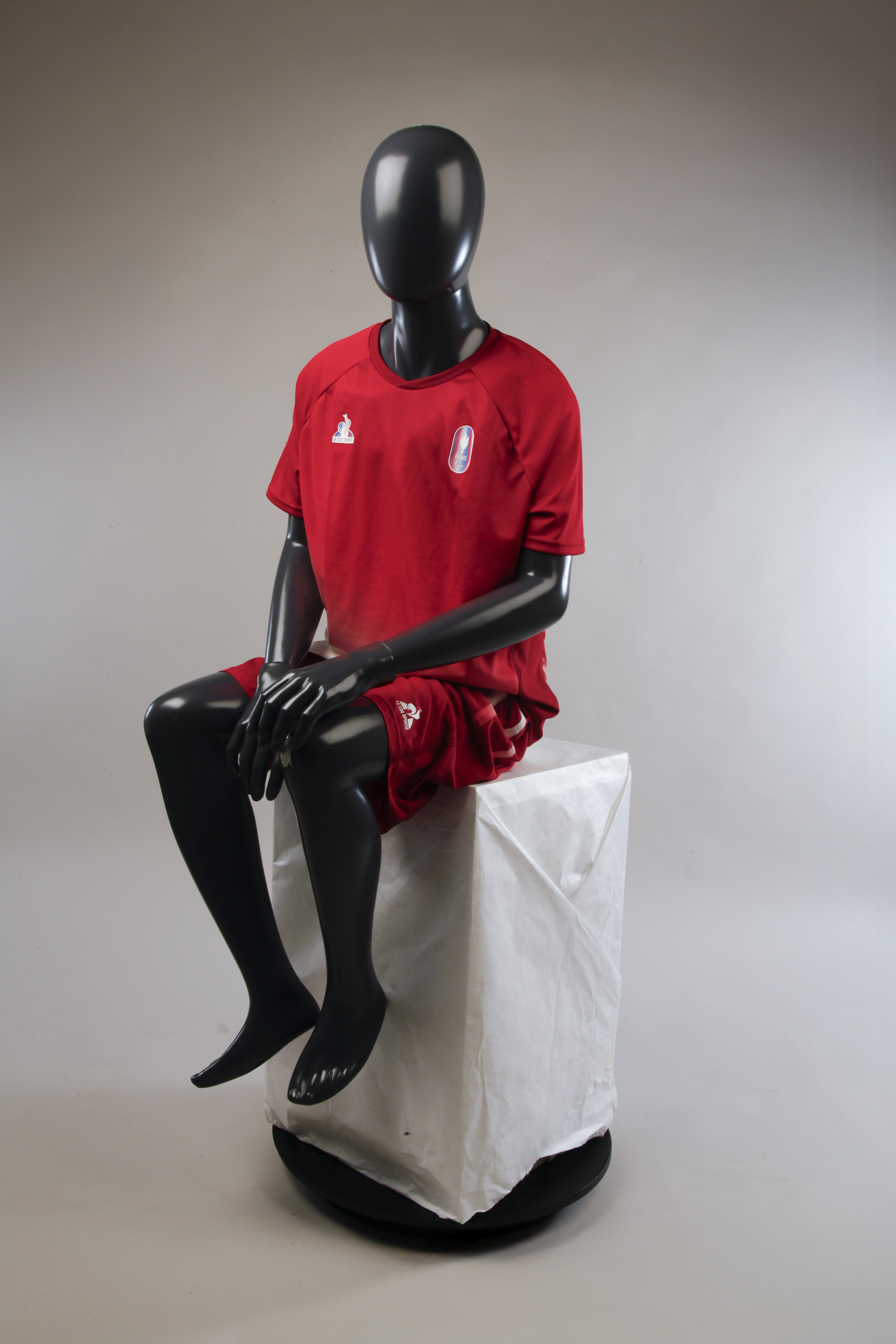 Short rouge de Fabien Lamirault porté aux Jeux Paralympiques de Paris 2024